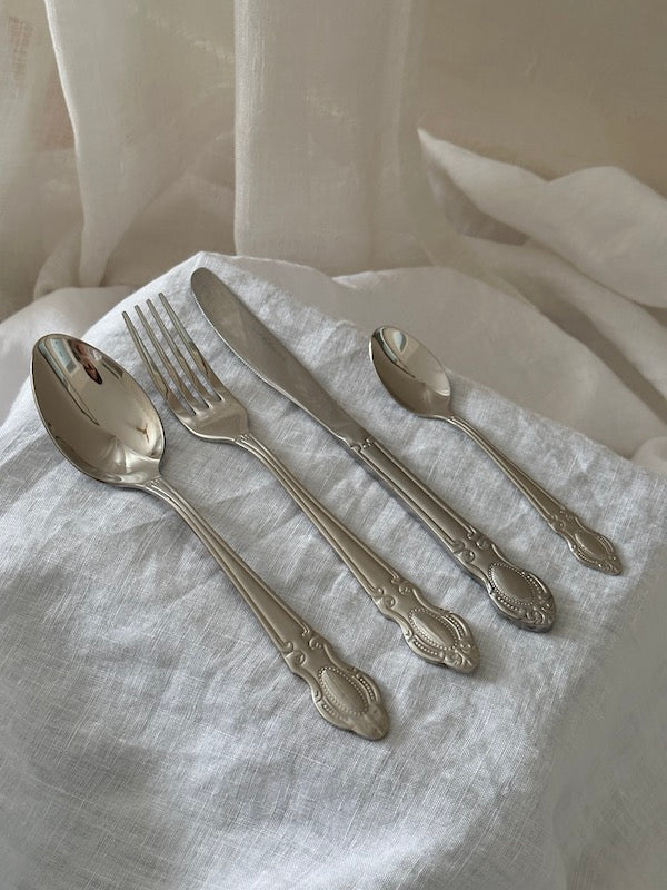Colmar 24-Piece Cutlery Set – Stainless Steel 18/10