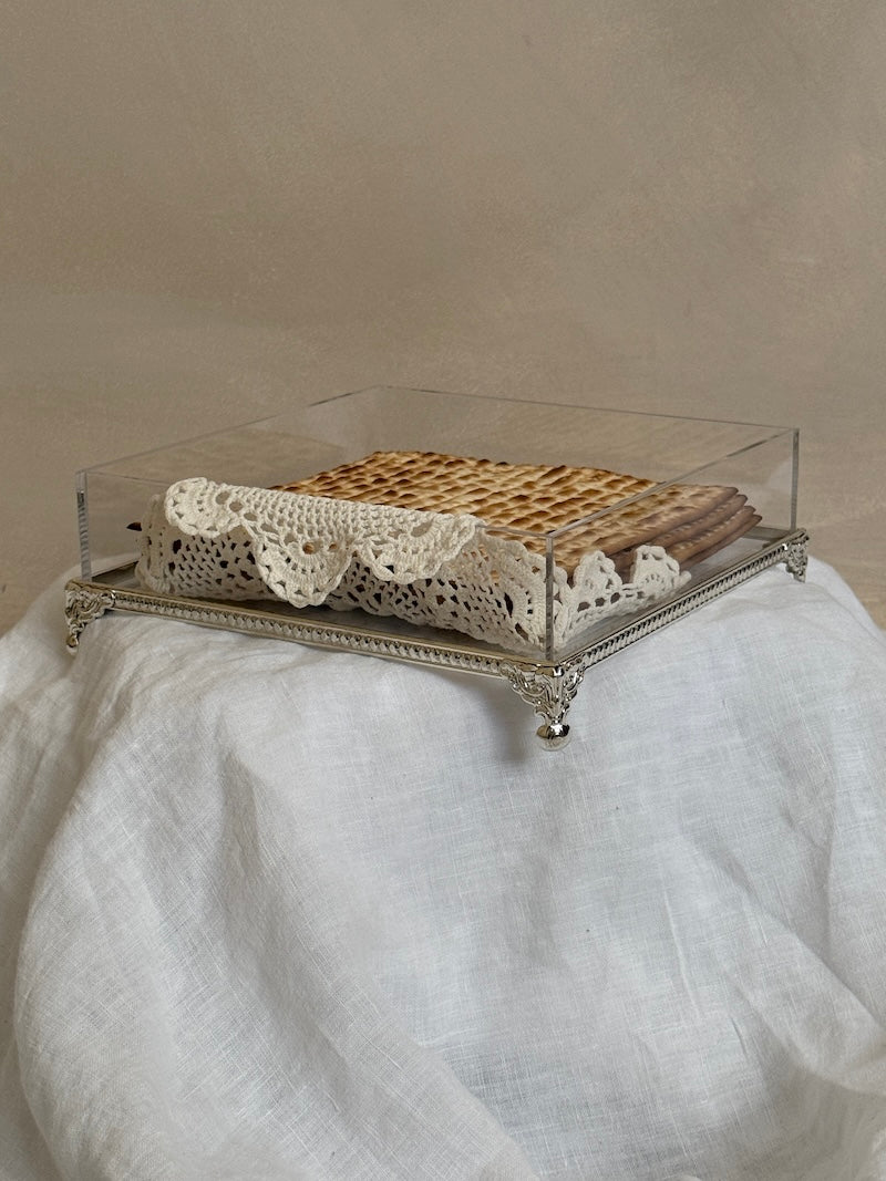Chambéry Acrylic Matzah Tray with Silver-Plated Base