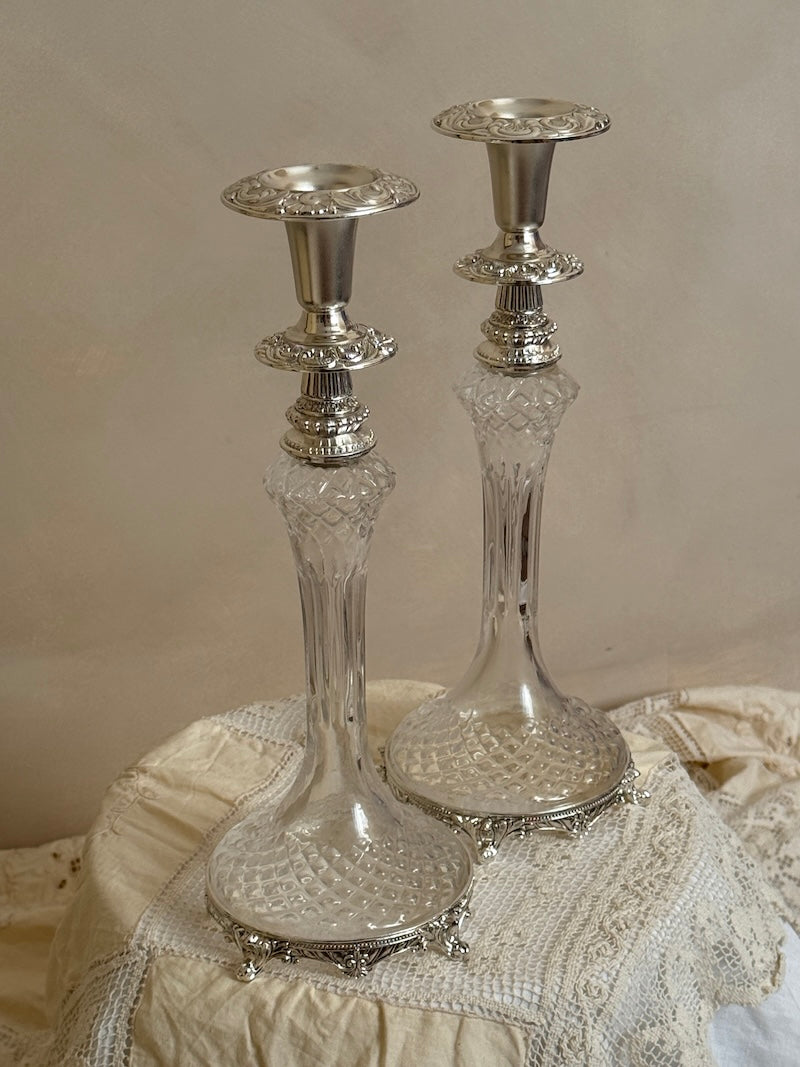 זוג פמוטים גבוהים Provence בציפוי כסף וקריסטל