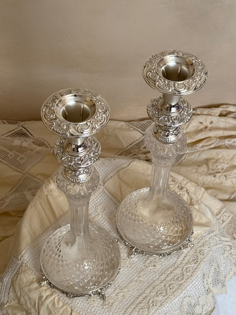 זוג פמוטים גבוהים Provence בציפוי כסף וקריסטל