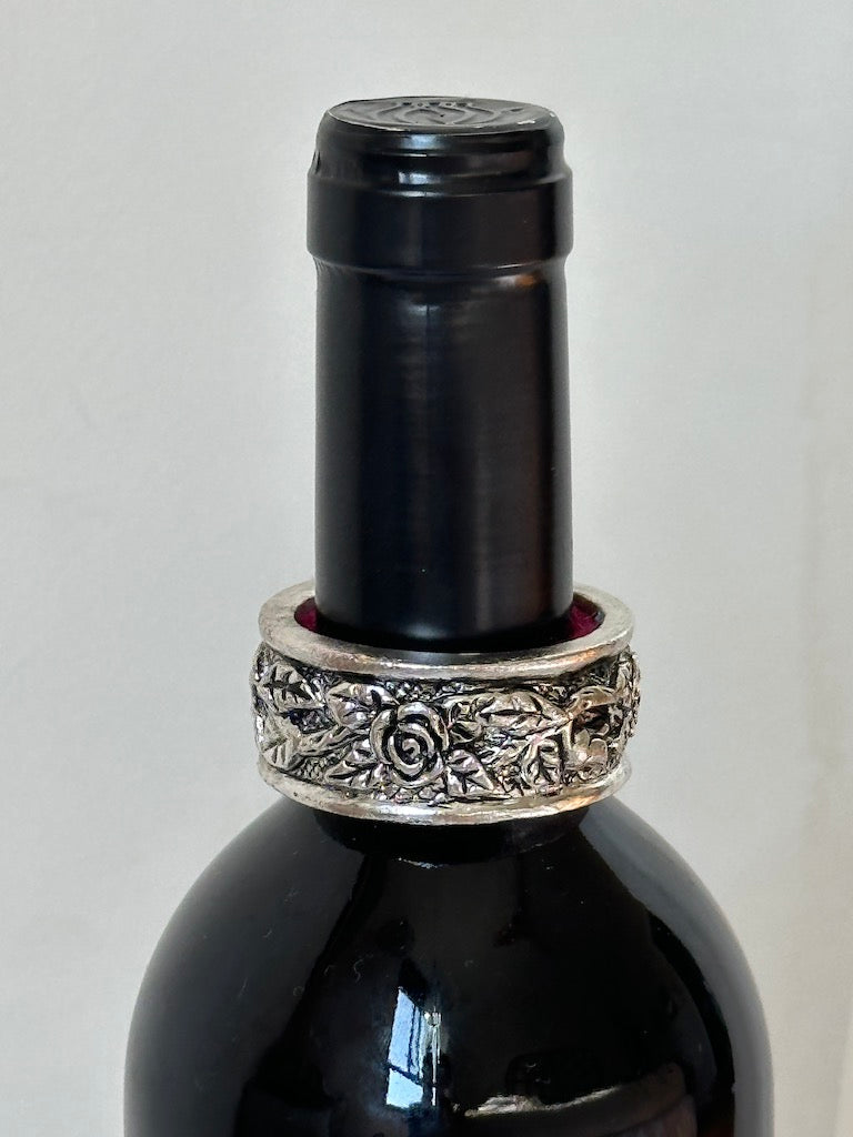 Amboise Silver-Plated Wine Bottle Ring with Red Velvet