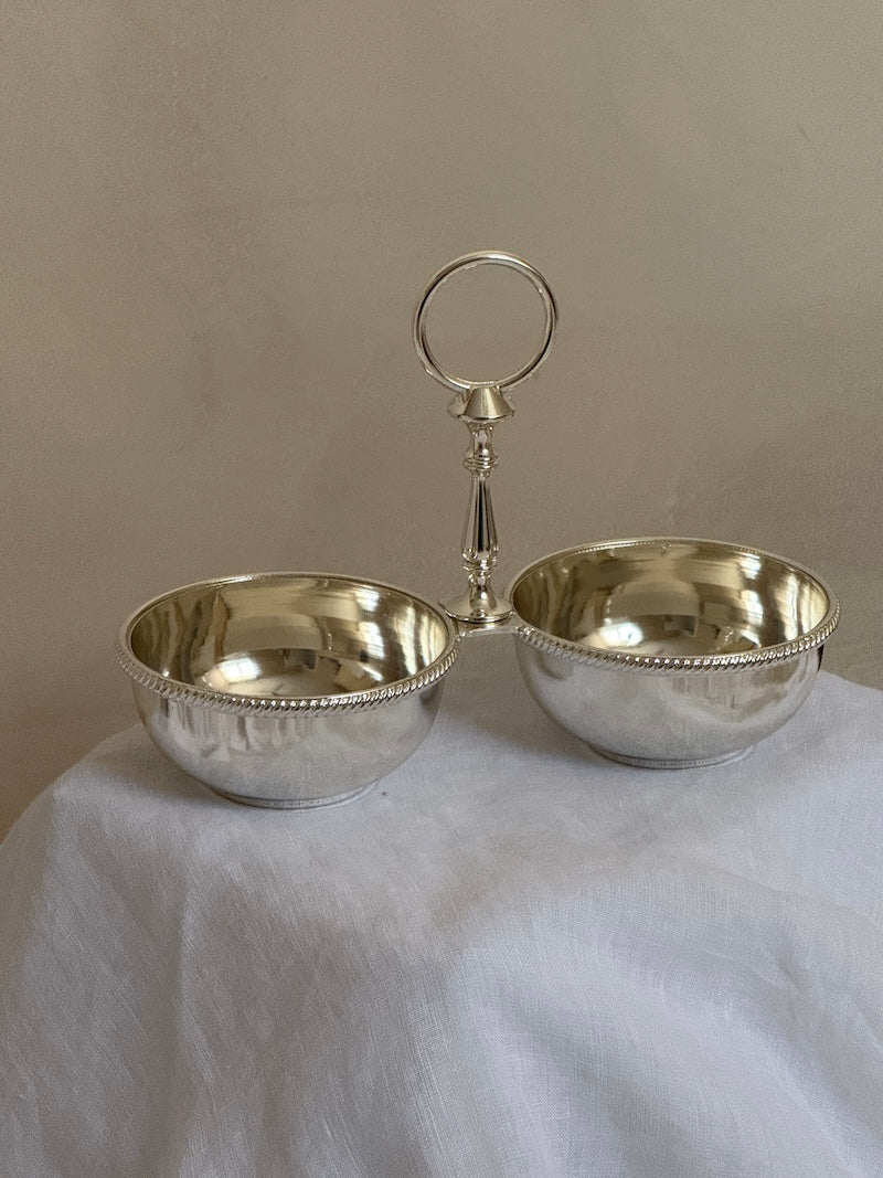 Umbria Silver-Plated Serving Bowls with Carry Handle and Delicate Embellishments