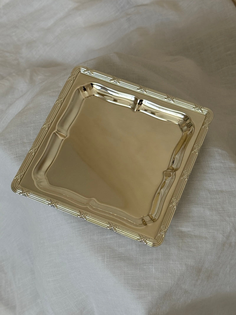Château Small Square Silver-Plated Tray with Delicate Embellishments