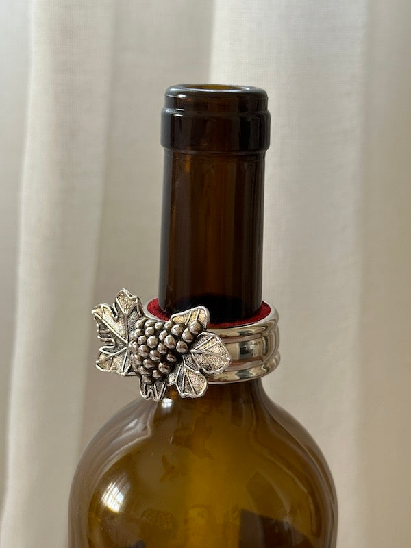 Bordeaux Silver-Plated Wine Bottle Ring with Red Velvet