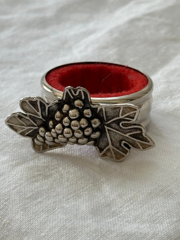 Bordeaux Silver-Plated Wine Bottle Ring with Red Velvet