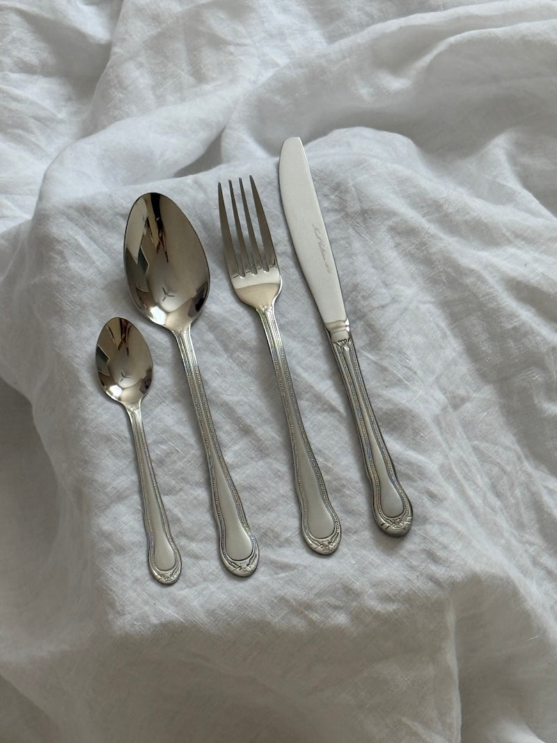 Bordeaux 24-Piece Cutlery Set – Stainless Steel 18/10